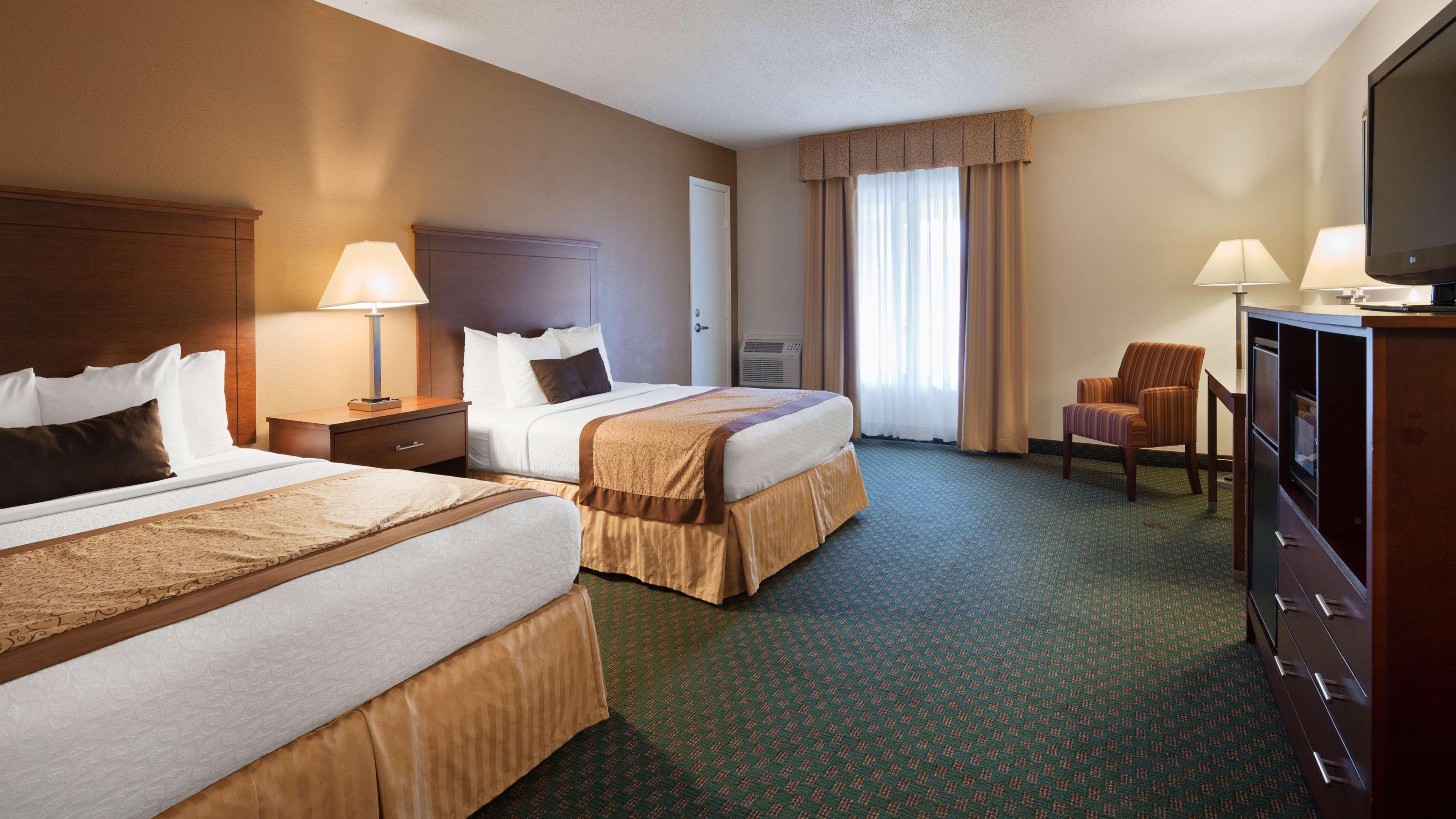 Best Western Plus Governor'S Inn Richmond Midlothian Exterior foto