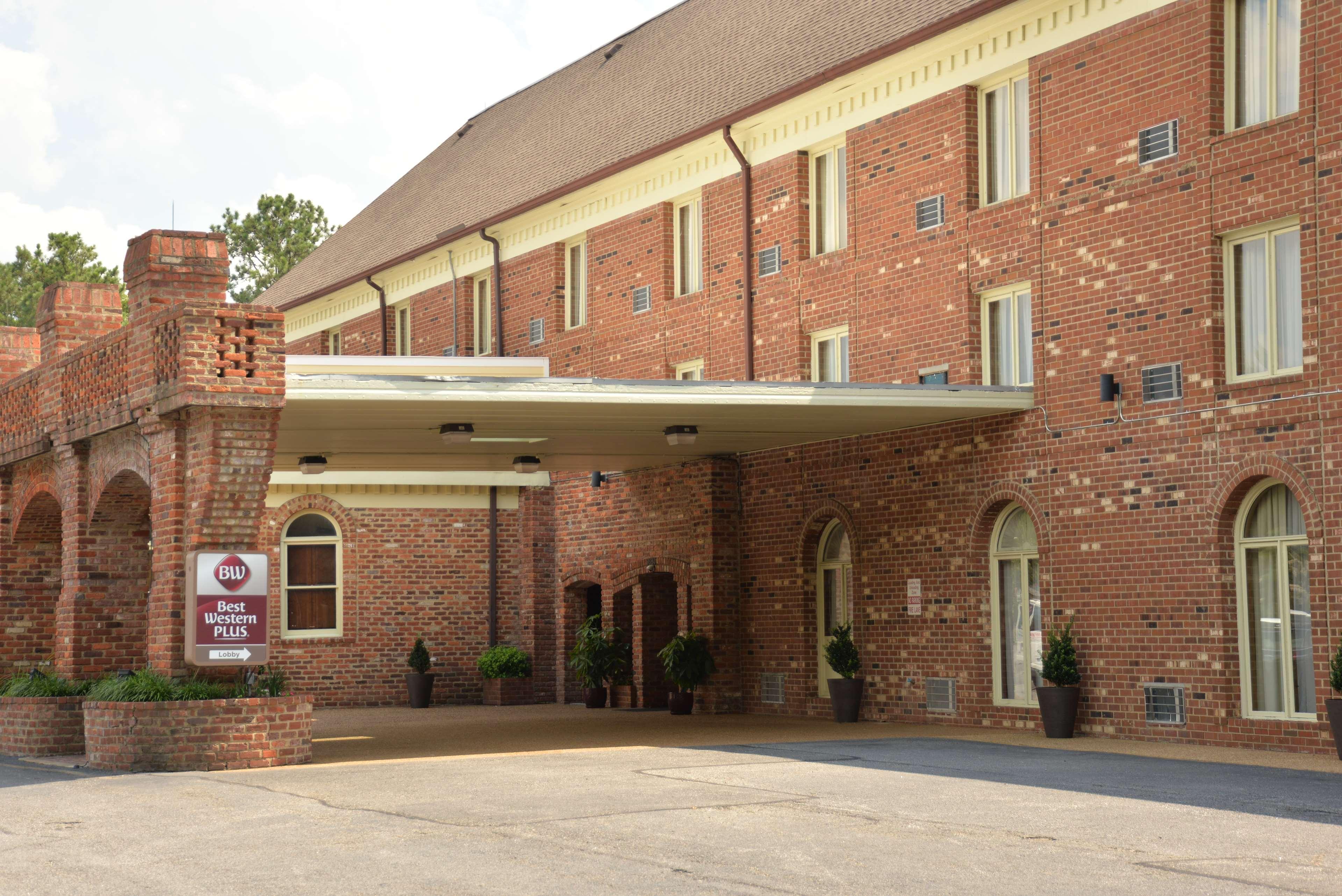 Best Western Plus Governor'S Inn Richmond Midlothian Exterior foto