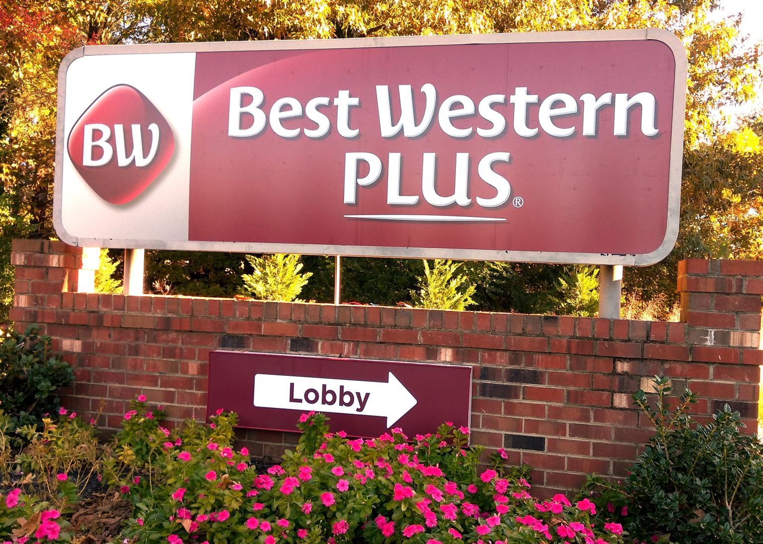 Best Western Plus Governor'S Inn Richmond Midlothian Exterior foto