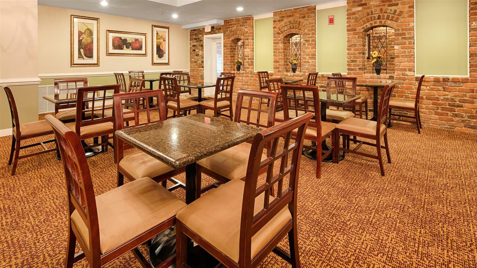 Best Western Plus Governor'S Inn Richmond Midlothian Exterior foto